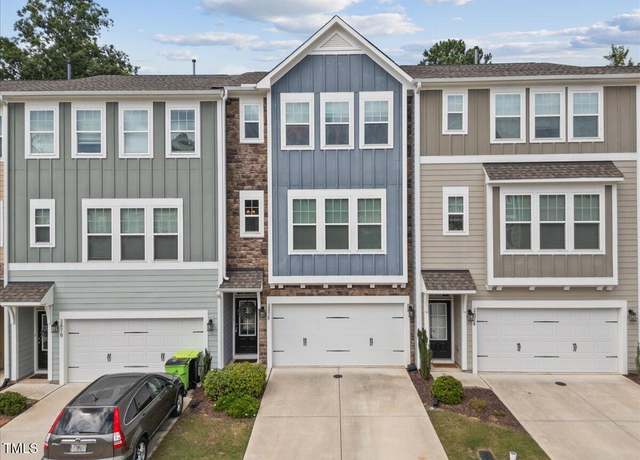 Property at 2876 Macintosh Woods Dr, Apex, NC 27502, 4 beds, 3.5 baths