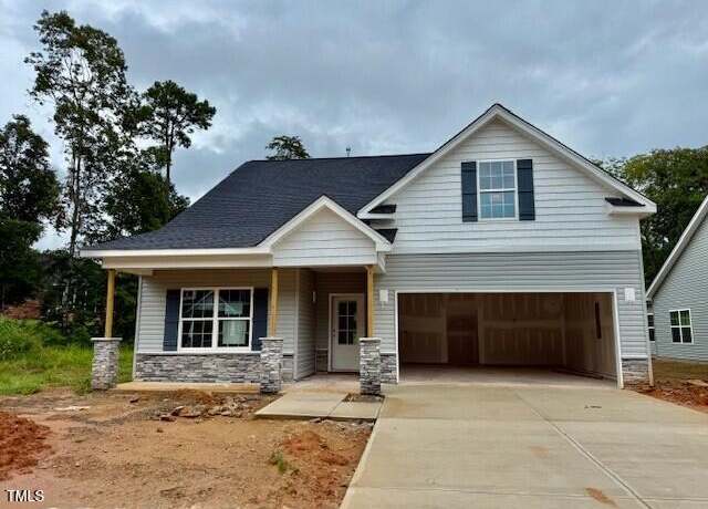 Property at 1960 Meadowview Dr, Graham, NC 27253, 3 beds, 2 baths