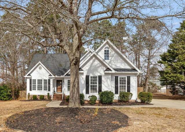 Property at 104 Somerset Farm Dr, Holly Springs, NC 27540, 3 beds, 2.5 baths