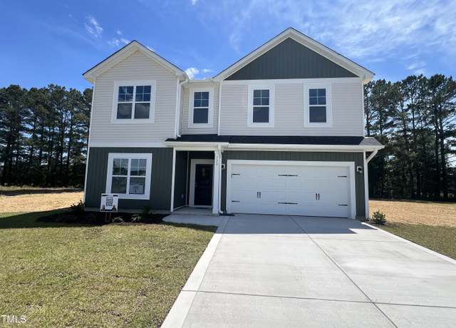 Property at 320 Traveller Way, Raeford, NC 28376, 4 beds, 2.5 baths