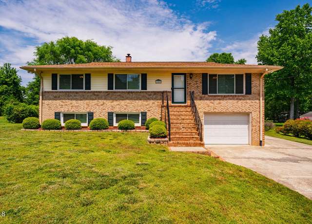 Property at 117 Castlerock Dr, Durham, NC 27713, 4 beds, 2.5 baths