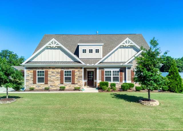 Property at 3909 Mendenhall Dr, Zebulon, NC 27597, 4 beds, 3.5 baths