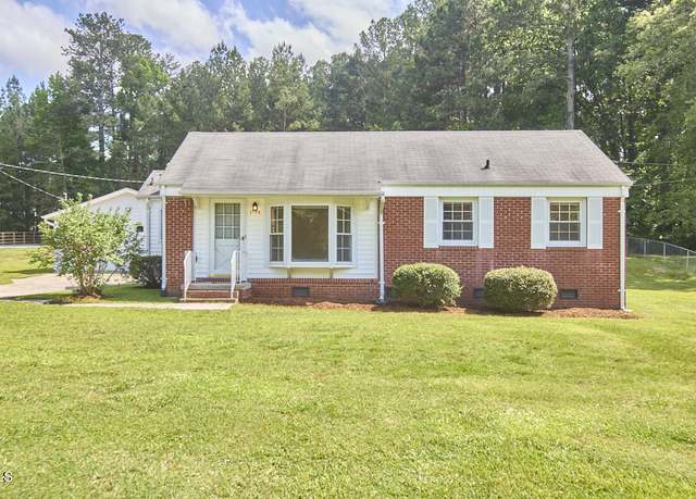 Property at 1105 Horseshoe Rd, Durham, NC 27703, 2 beds, 1 bath