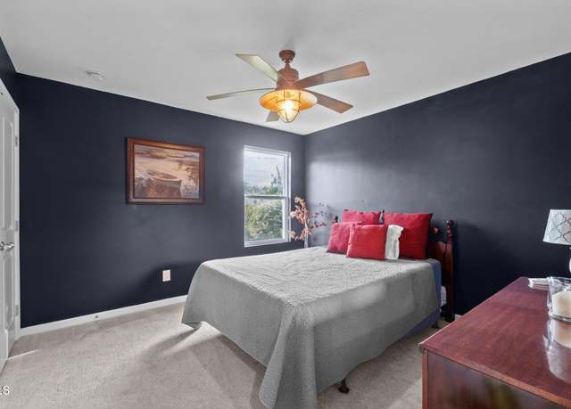 Property at 7 Faircroft Ct, Durham, NC 27703, 3 beds, 2.5 baths