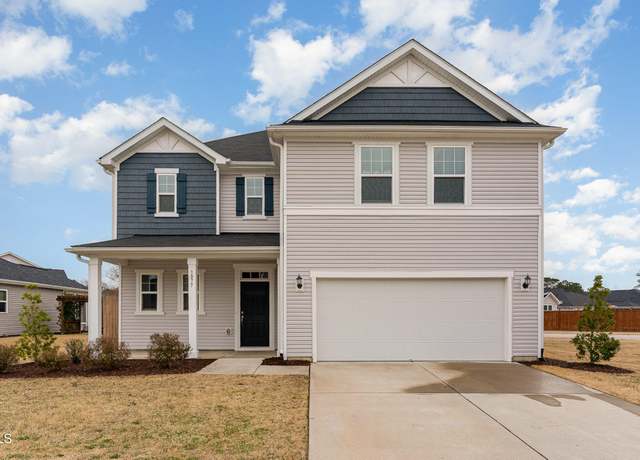 Property at 1077 Kafka Dr, Fuquay Varina, NC 27526, 3 beds, 2.5 baths