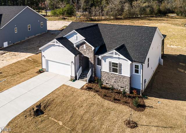 Property at 472 Barbour Farm Ln, Four Oaks, NC 27524, 3 beds, 2 baths
