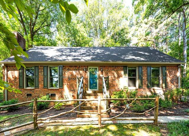 Property at 6925 Valley Lake Dr, Raleigh, NC 27612, 3 beds, 2 baths