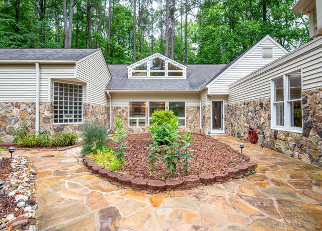 Property at 708 October Woods Rd, Chapel Hill, NC 27516, 3 beds, 3.5 baths