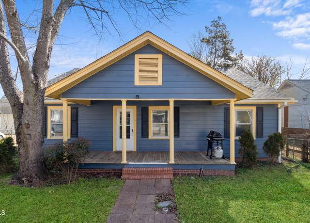 Property at 805 S 11th St, Lillington, NC 27546, 4 beds, 3 baths
