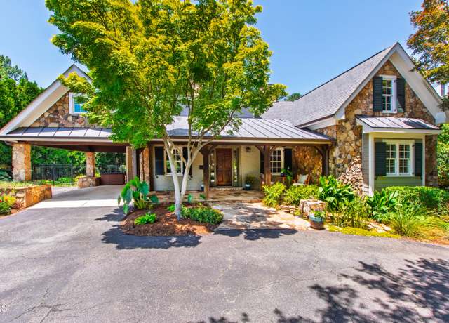 Property at 2707 Anderson Dr, Raleigh, NC 27608, 5 beds, 3.5 baths