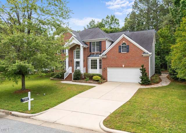 Property at 15 Aman Ct, Durham, NC 27713, 5 beds, 3.5 baths