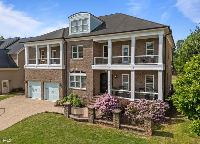 Property at 2820 Charleston Oaks Dr, Raleigh, NC 27614, 4 beds, 4.5 baths