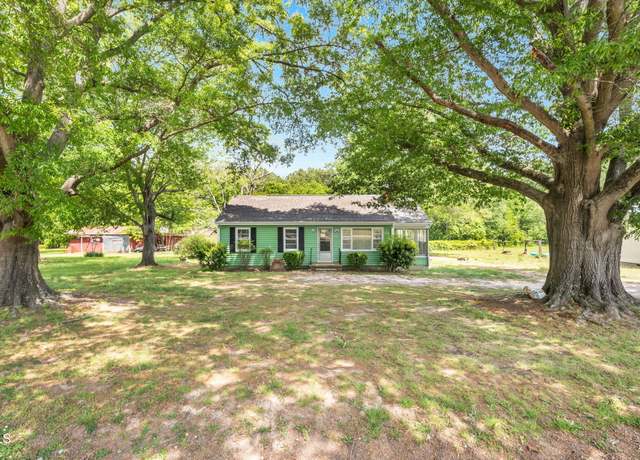 Property at 2677 Nc-39, Henderson, NC 27537, 2 beds, 1 bath