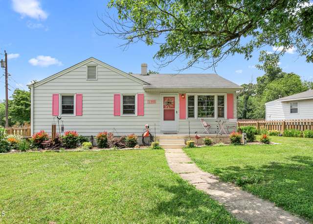 Property at 302 Bradley St, Burlington, NC 27215, 3 beds, 1 bath