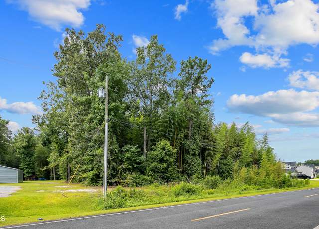 Property at 1350 Hayes Rd, Spring Lake, NC 28390