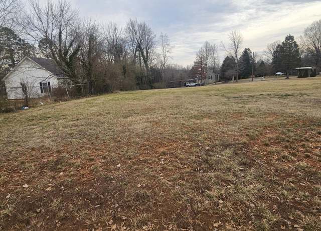 Property at 878 Old Hollow Rd, Winston-salem, NC 27105