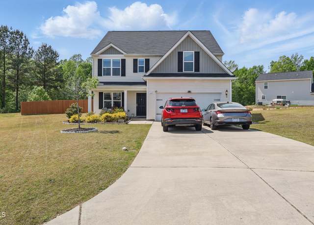 Property at 227 Sumter Ct, Burlington, NC 27217, 4 beds, 2.5 baths