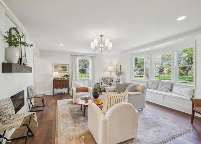 Property at 511 Circle Dr, Burlington, NC 27215, 4 beds, 2.5 baths