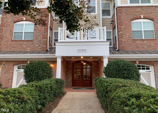 Property at 10511 Rosegate Ct #202, Raleigh, NC 27617, 3 beds, 2.5 baths
