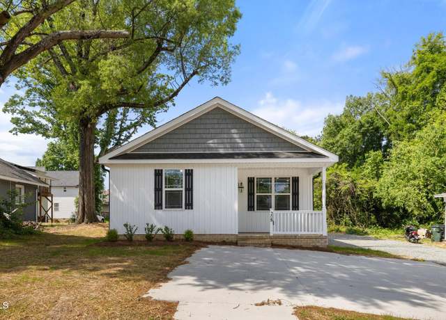 Property at 208 W Holt St, Burlington, NC 27217, 4 beds, 2 baths