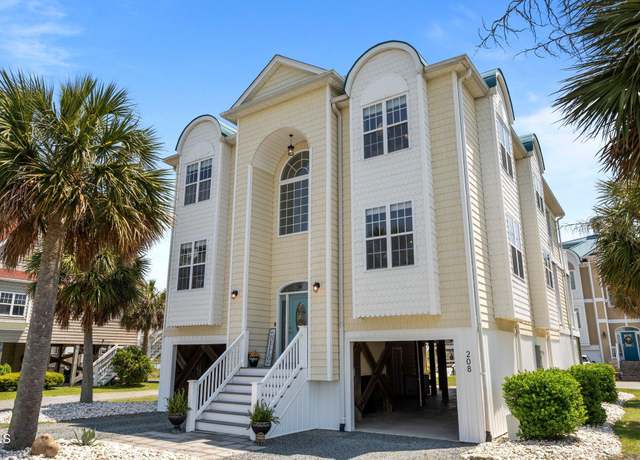 Property at 208 Sea Manor Dr, Surf City, NC 28445, 4 beds, 4 baths