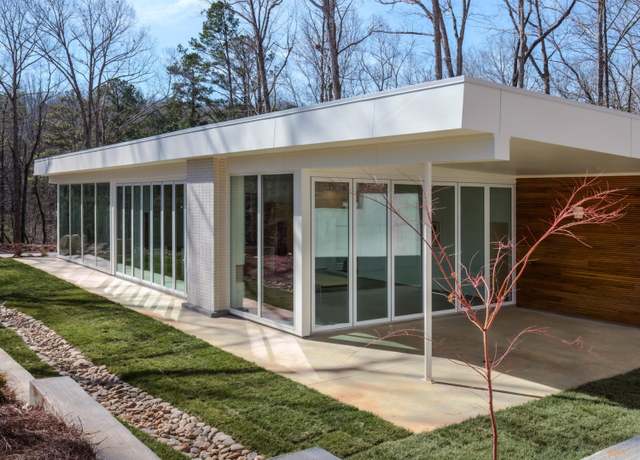Property at 6358 Pathway Ct Ct, Chapel Hill, NC 27516, 4 beds, 2.5 baths