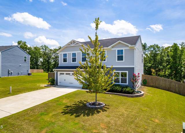 Property at 218 Hunting Wood Dr, Angier, NC 27501, 4 beds, 2.5 baths