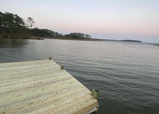 Property at 141 Seaview Ct, Bath, NC 27808