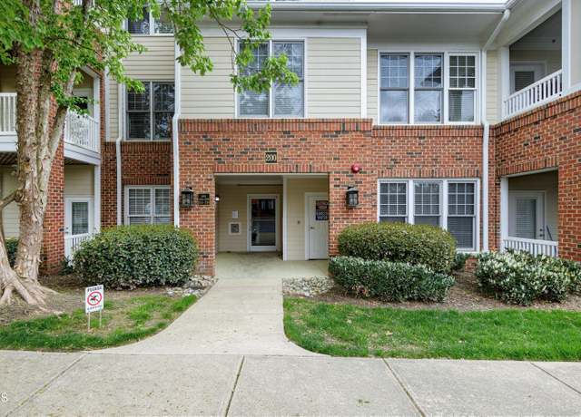Property at 217 Waterford Lake Dr, Cary, NC 27519, 1 bed, 1.5 baths