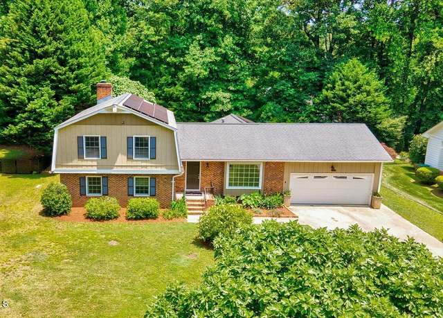 Property at 1209 Lochcarron Ln, Cary, NC 27511, 4 beds, 3 baths