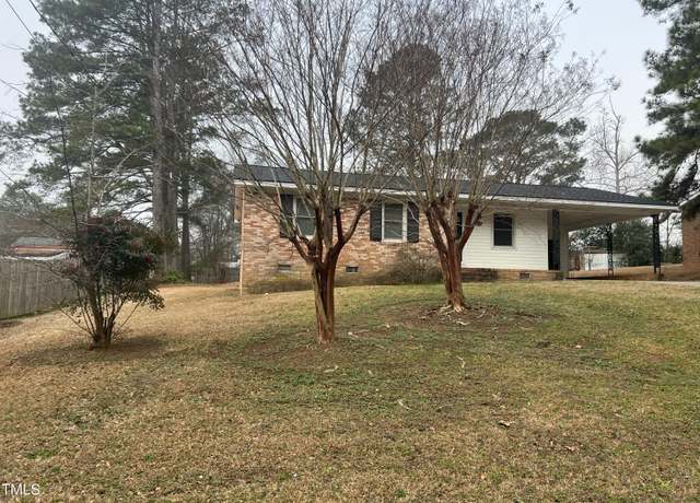 Property at 494 S Mason St, Coats, NC 27521, 3 beds, 1 bath