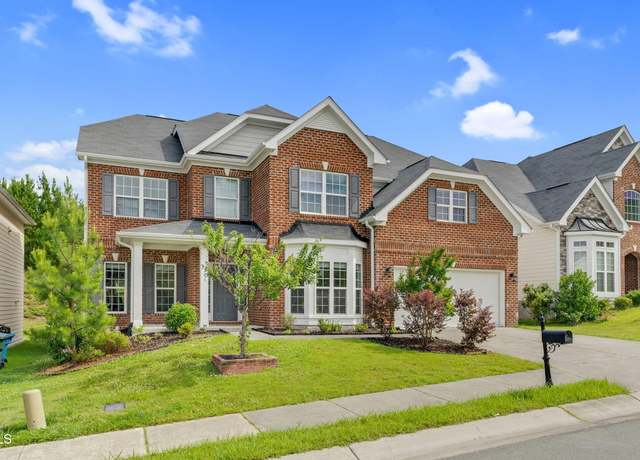 Property at 106 Elmsford St, Durham, NC 27703, 4 beds, 3.5 baths