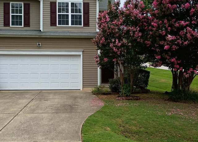 Property at 524 Woodson Dr, Clayton, NC 27527, 3 beds, 2.5 baths