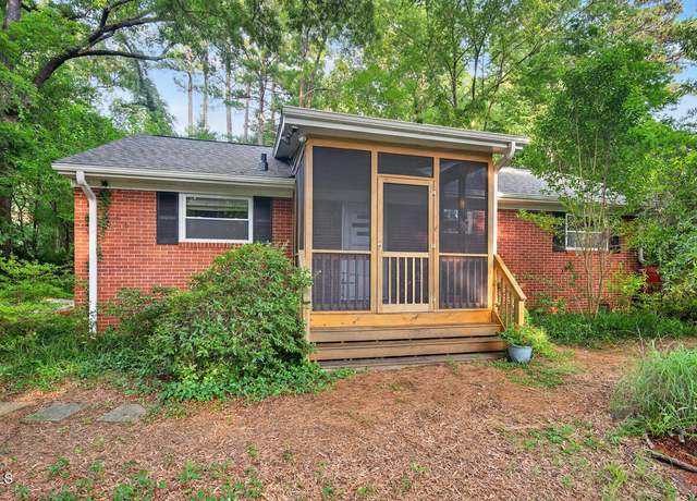 Property at 3215 Oxford Dr, Durham, NC 27707, 2 beds, 1 bath