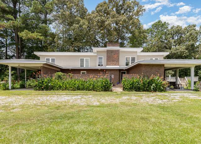 Property at 2868 Old School Rd, Four Oaks, NC 27524, 3 beds, 2 baths
