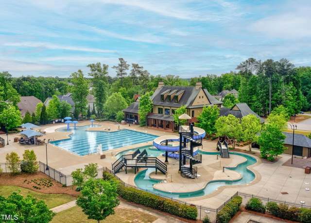 Property at 210 Mayfield Dr, Apex, NC 27539, 3 beds, 2.5 baths