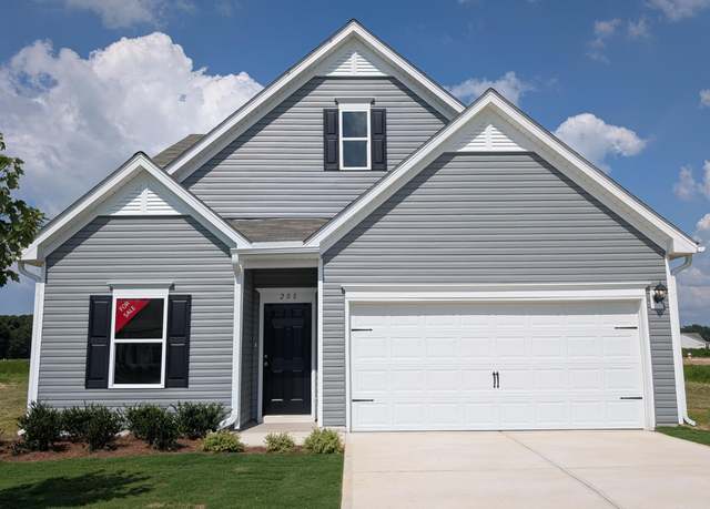 Property at 208 Saxony Dr, Goldsboro, NC 27530, 3 beds, 2.5 baths