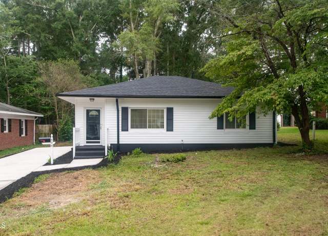 Property at 604 Oak St, Fuquay Varina, NC 27526, 3 beds, 1 bath