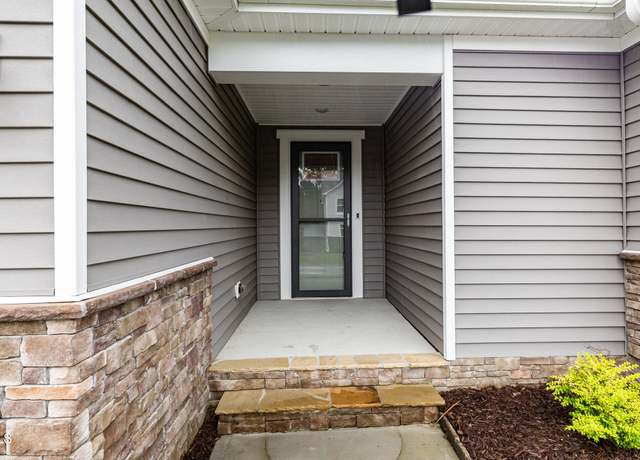 Property at 367 Fast Pitch Ln, Four Oaks, NC 27524, 3 beds, 2 baths