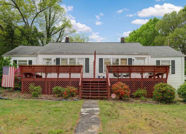 Property at 902 & 904 Magnolia Ave, Reidsville, NC 27320, 4 beds, 2 baths