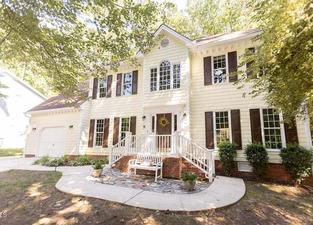 Property at 1032 Vestavia Woods Dr, Raleigh, NC 27615, 4 beds, 2.5 baths