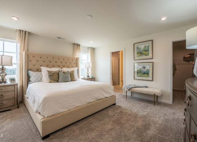 Property at 505 Marthas View Way, Wake Forest, NC 27587, 4 beds, 2.5 baths