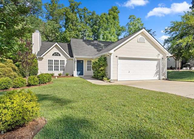 Property at 205 Hornholly Way, Holly Springs, NC 27540, 3 beds, 2 baths