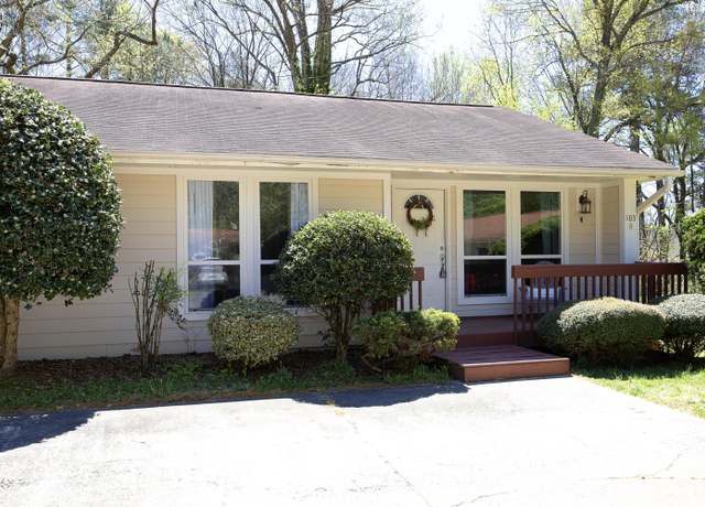 Property at 103 Westview Unit H, Carrboro, NC 27510, 2 beds, 1 bath
