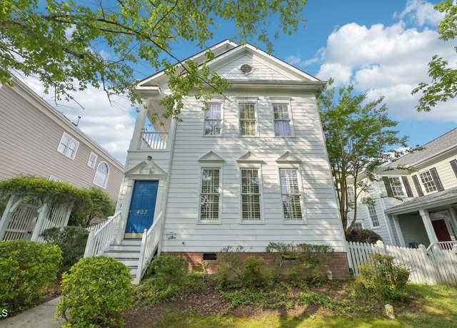 Property at 403 Brookgreen Dr, Chapel Hill, NC 27516, 4 beds, 3.5 baths