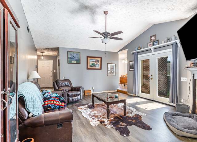 Property at 2205 Indigo Bush Pl, Fayetteville, NC 28304, 3 beds, 2 baths