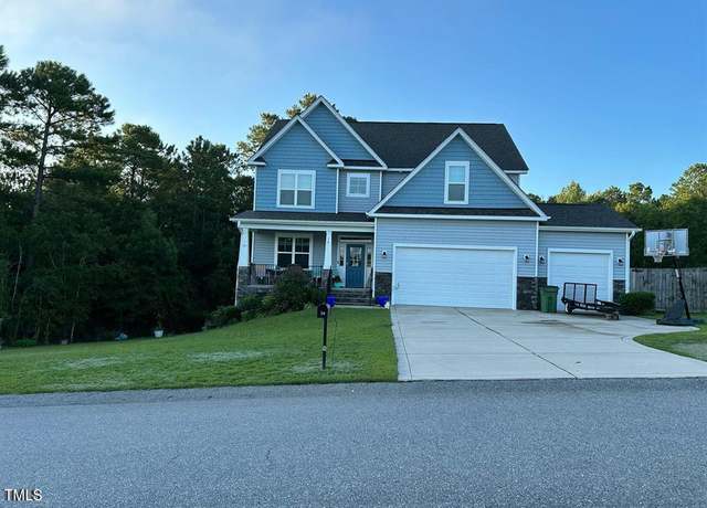 Property at 70 Maxwell Pl, Lillington, NC 27546, 4 beds, 3 baths