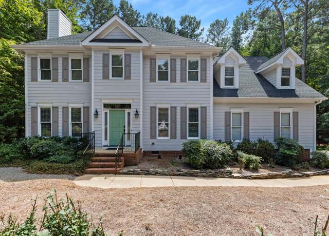 Property at 5809 N Hawthorne Way, Raleigh, NC 27613, 4 beds, 2.5 baths