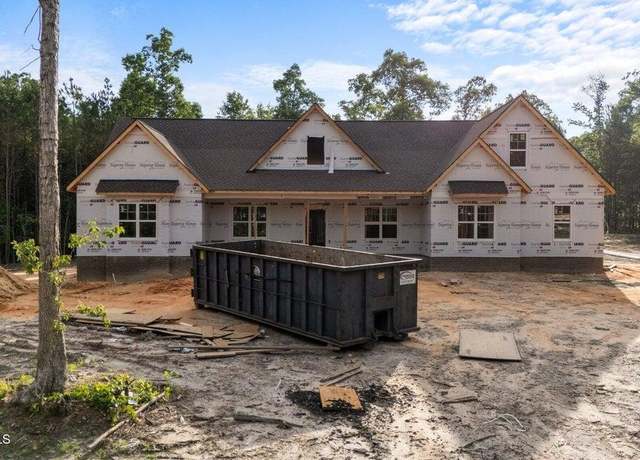 Property at 570 Harrow Dr, Carthage, NC 28327, 4 beds, 2.5 baths