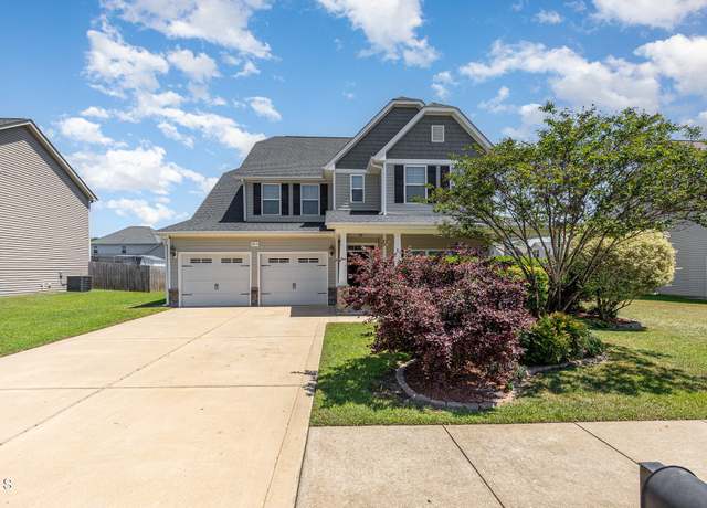 Property at 211 Wentworth Dr, Raeford, NC 28376, 5 beds, 3 baths